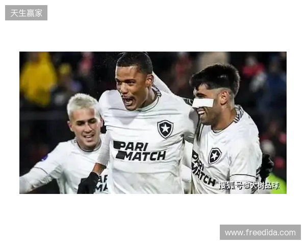 记者：武汉三镇提出租借巴西边锋卡洛斯·阿尔贝托，附带买断条款